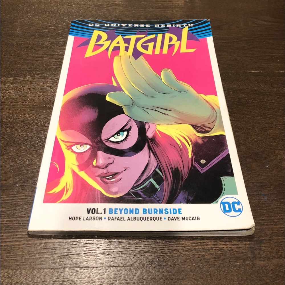Batgirl DC Universe Rebirth Vol. 1 Beyond Burnside